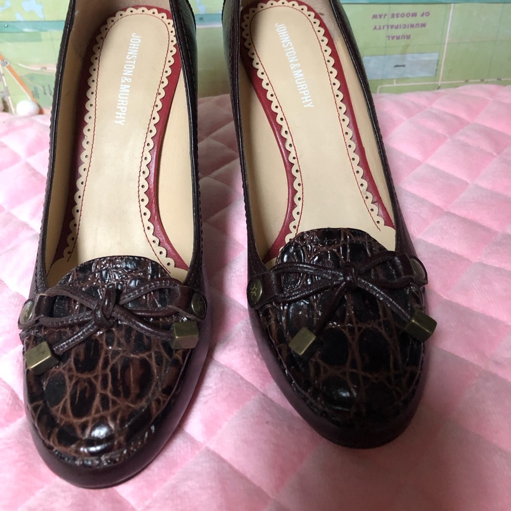 Johnston &Murphy heels brand new